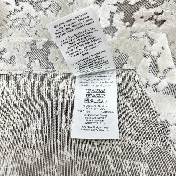 WEST ELM Silver Gray Fog ALLOVER TEXTURED JACQUARD VELVET Table Runner 14” X 90” - Picture 7 of 8